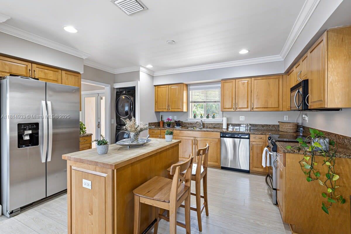 VISTA DEL SOL CONDO - Residential Lease
