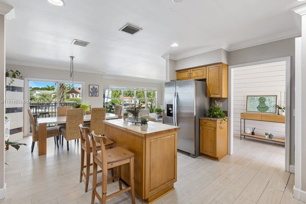 VISTA DEL SOL CONDO - Residential Lease