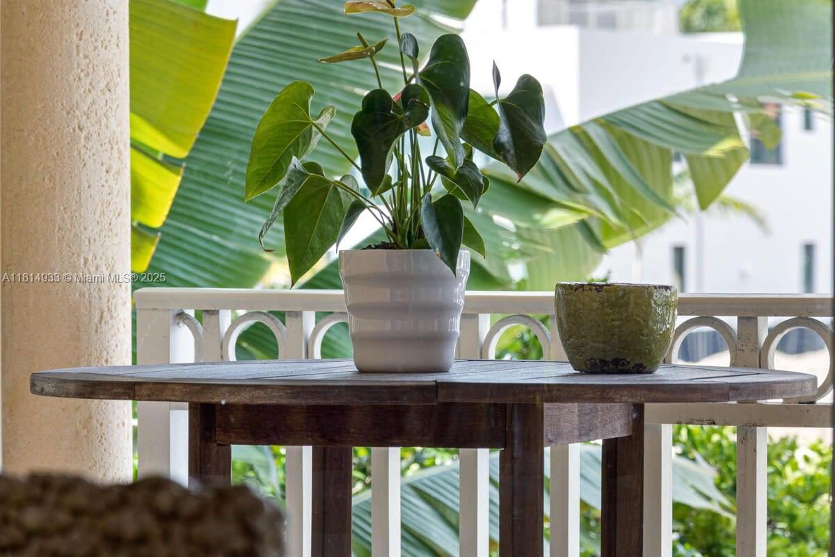 VISTA DEL SOL CONDO - Residential Lease