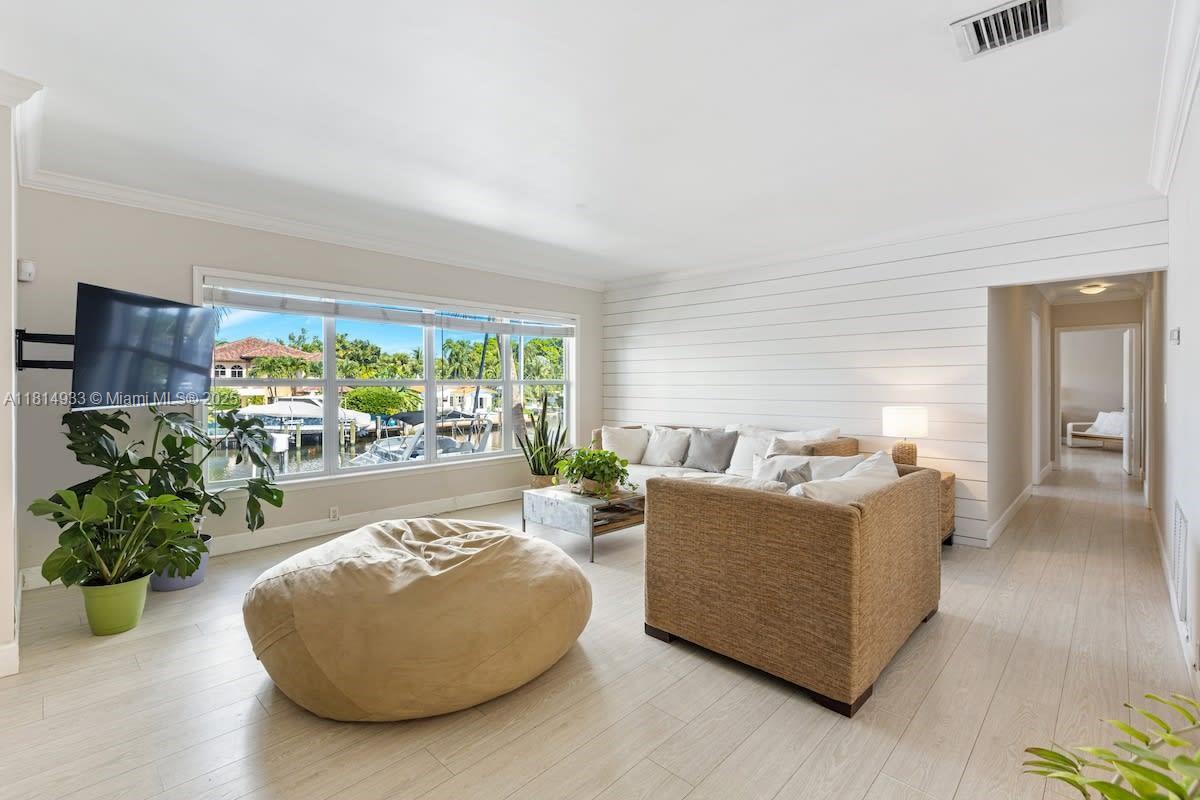 Rental Property at 65 Hendricks Isle 7, Fort Lauderdale, Broward County, Florida - Bedrooms: 3 
Bathrooms: 2  - $7,600 MO.