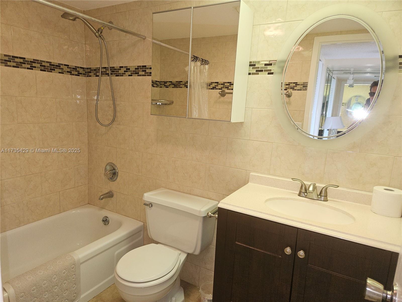 WINSTON TOWERS 500 CONDO - Residential