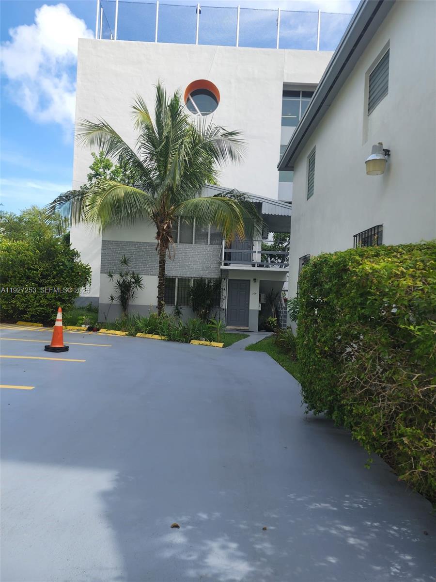 CITY OF MIAMI SOUTH - Residential Income