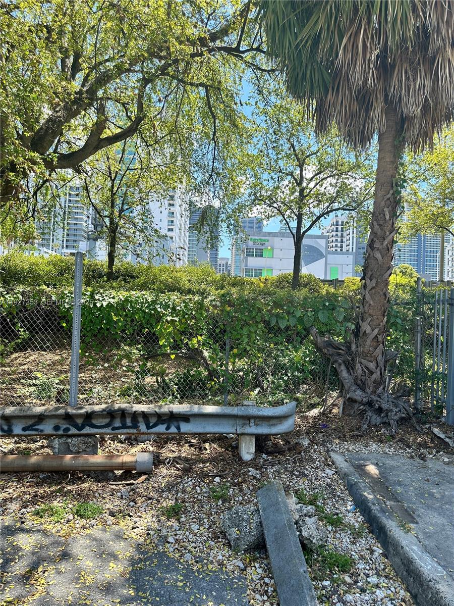 CITY OF MIAMI SOUTH - Residential Income