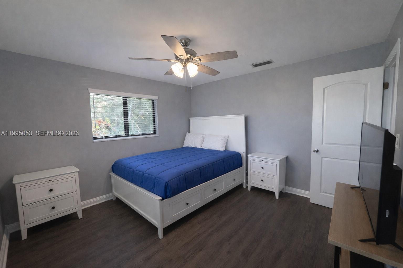 MIRROR LAKE ESTATES SEC S - Residential