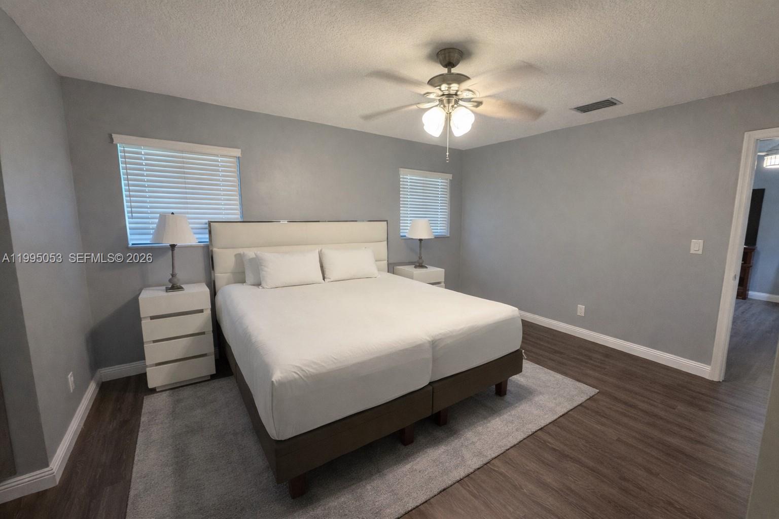 MIRROR LAKE ESTATES SEC S - Residential