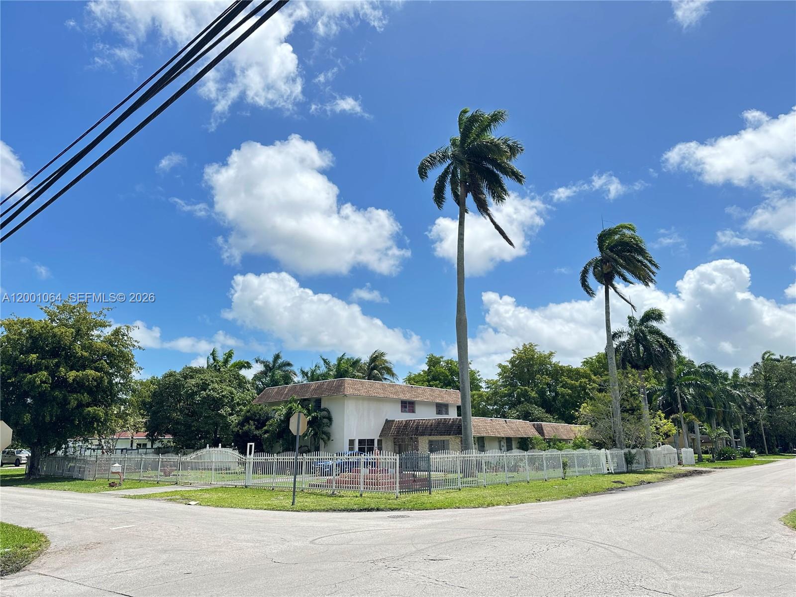 BISCAYNE GARDENS SEC A - Residential