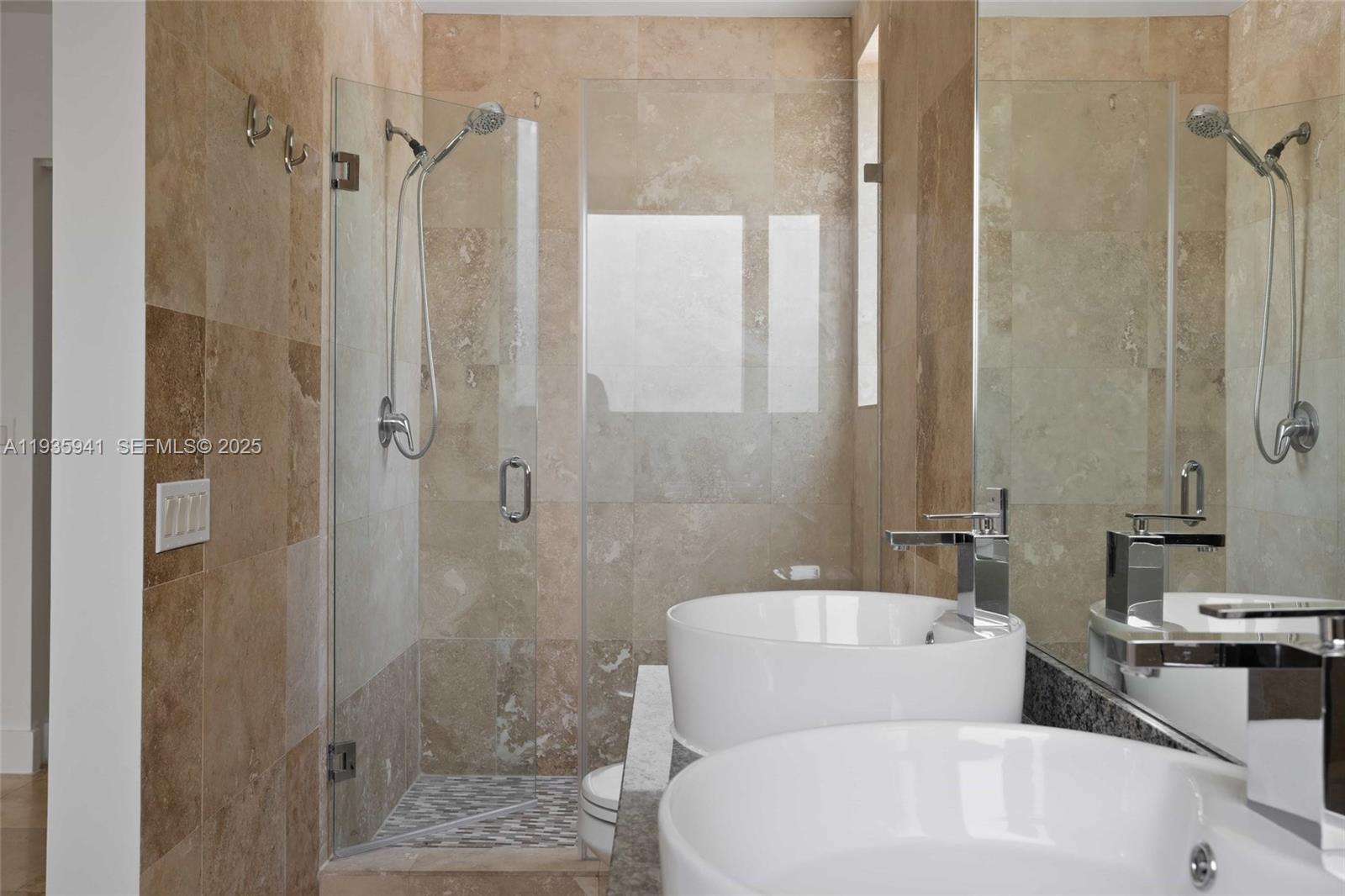 BAYWOOD - Residential