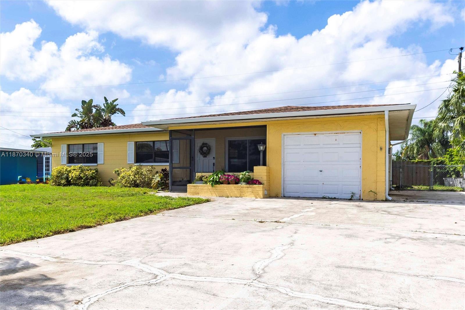 LEHIGH ACRES - Residential