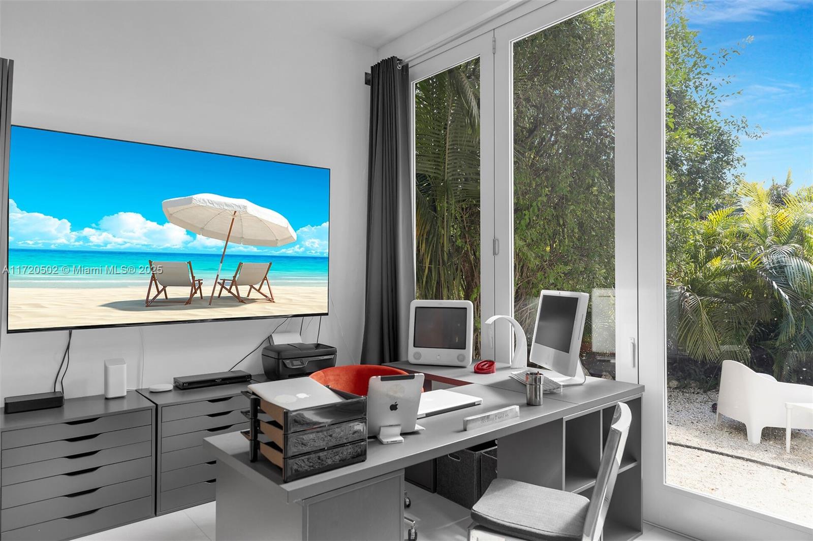 ROCK HARBOR MANOR - Residential