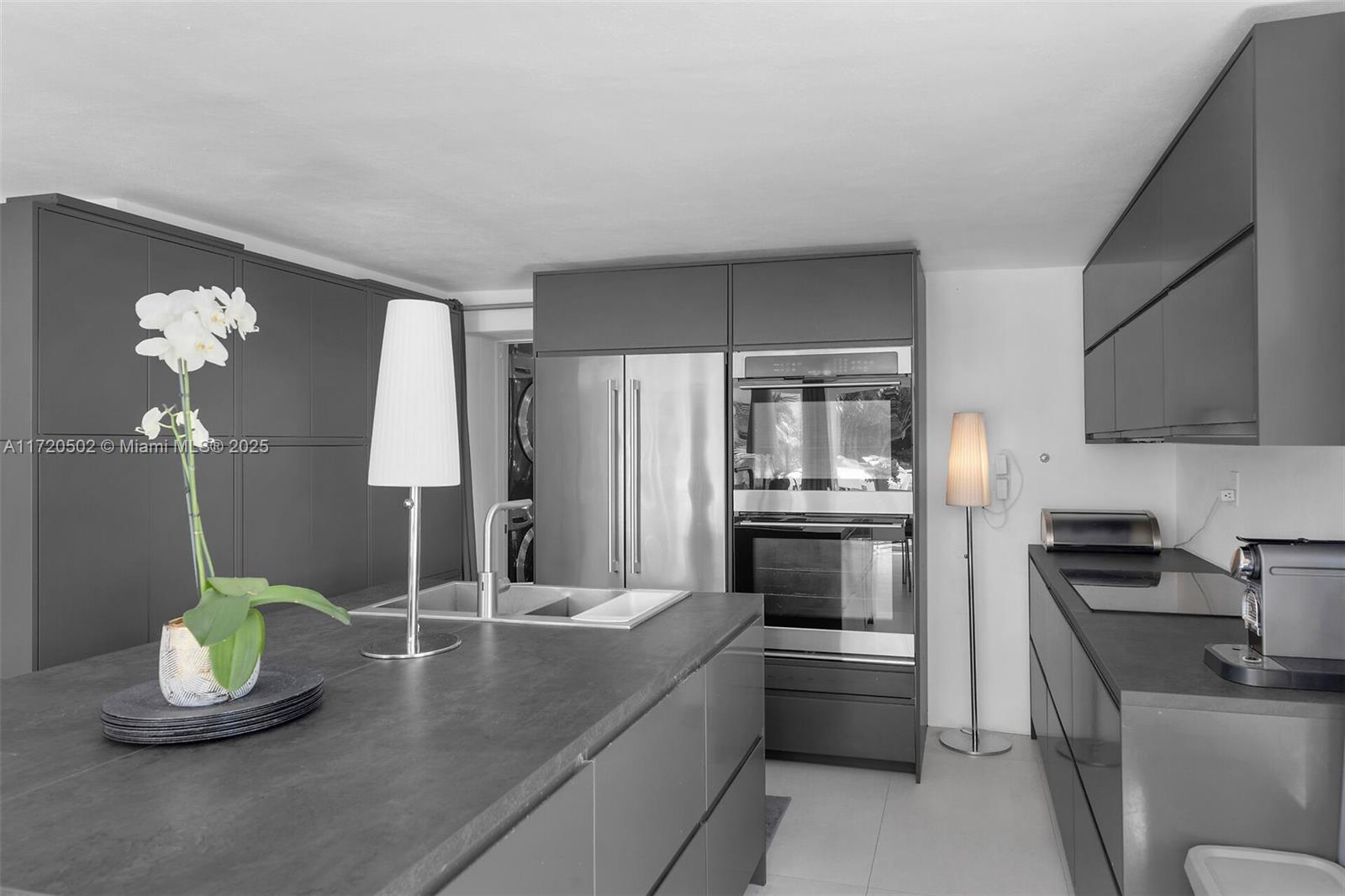 ROCK HARBOR MANOR - Residential