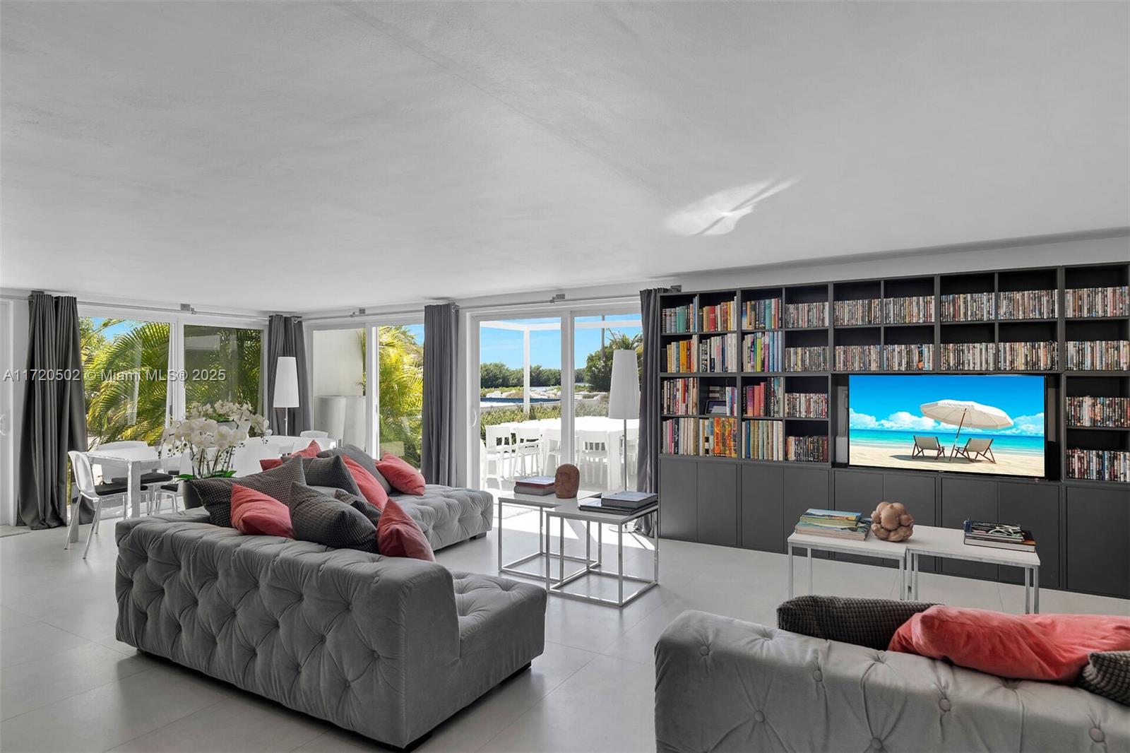 ROCK HARBOR MANOR - Residential