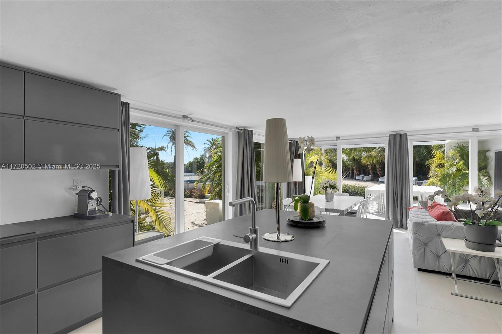 ROCK HARBOR MANOR - Residential