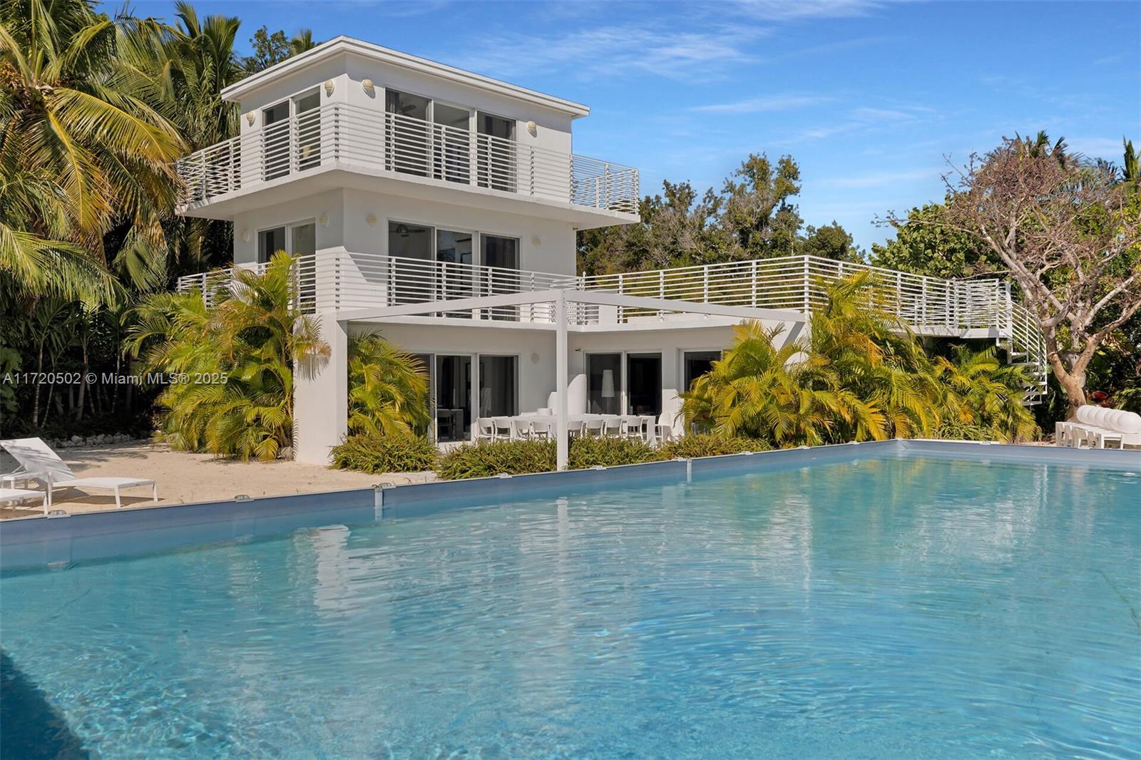 ROCK HARBOR MANOR - Residential