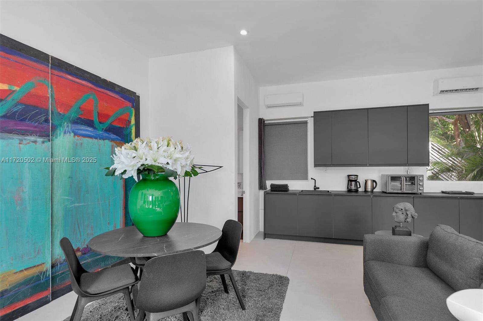 ROCK HARBOR MANOR - Residential