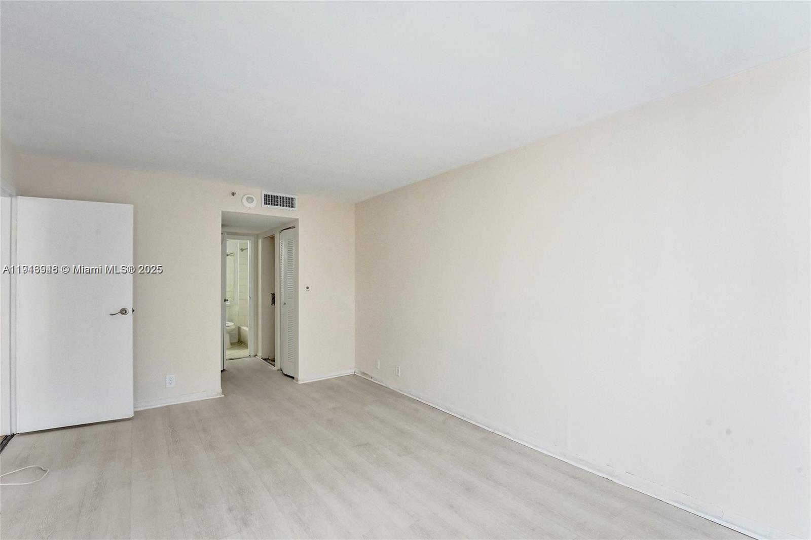 THE GRANDVIEW PALACE COND - Residential