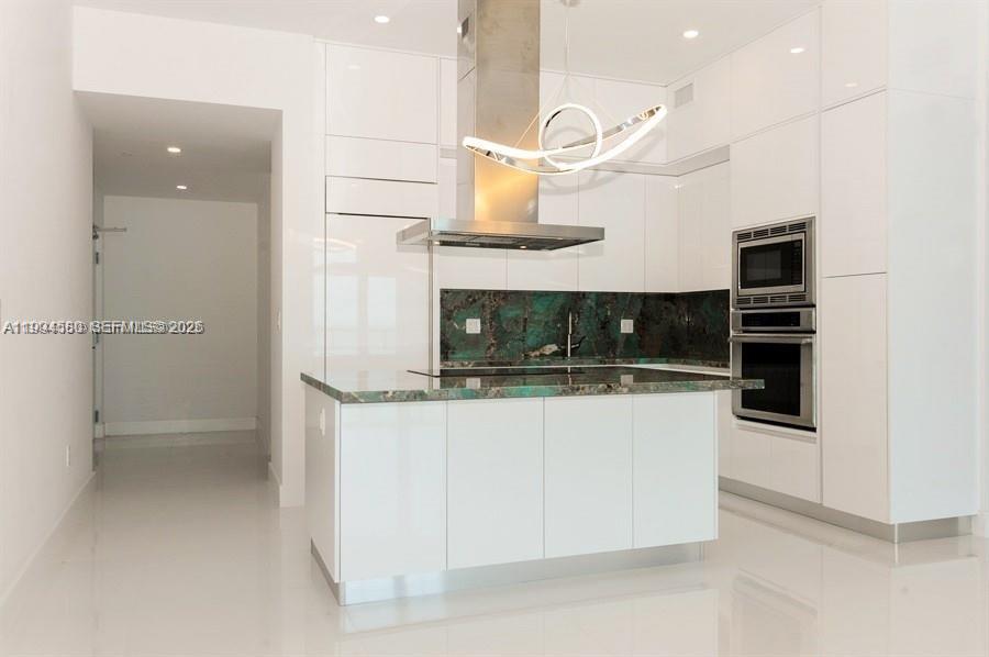 SOUTH CARILLON BEACH COND - Residential Lease