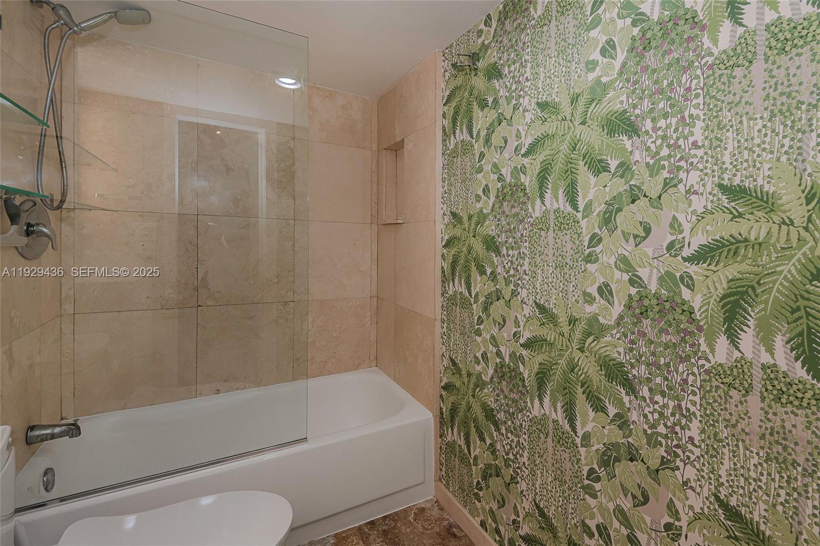 BRICKELL BISCAYNE CONDO - Residential Lease