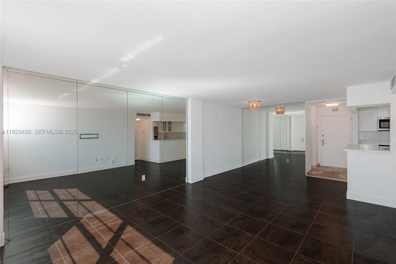 BRICKELL BISCAYNE CONDO - Residential Lease