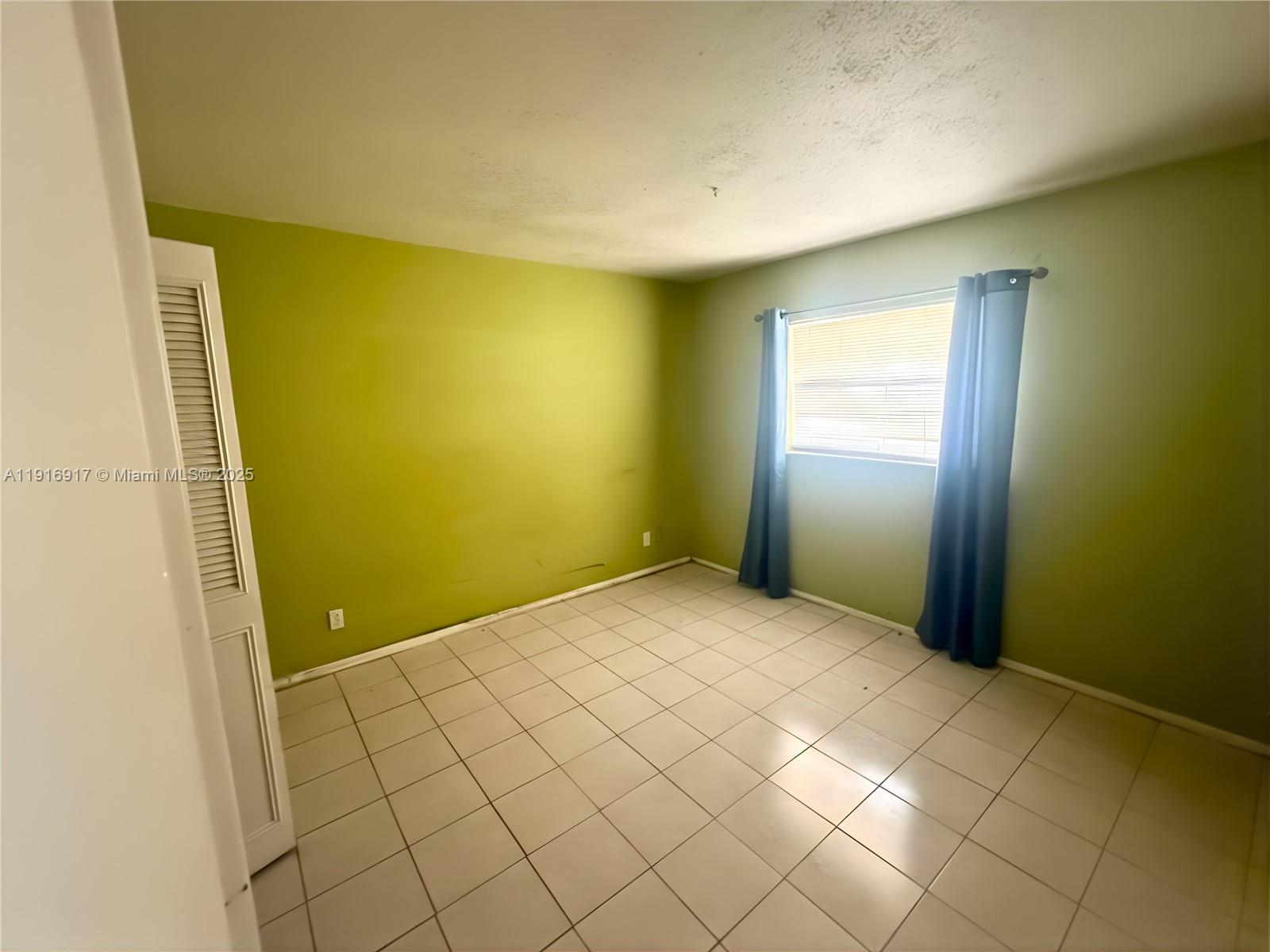 RUBY CONDO - Residential