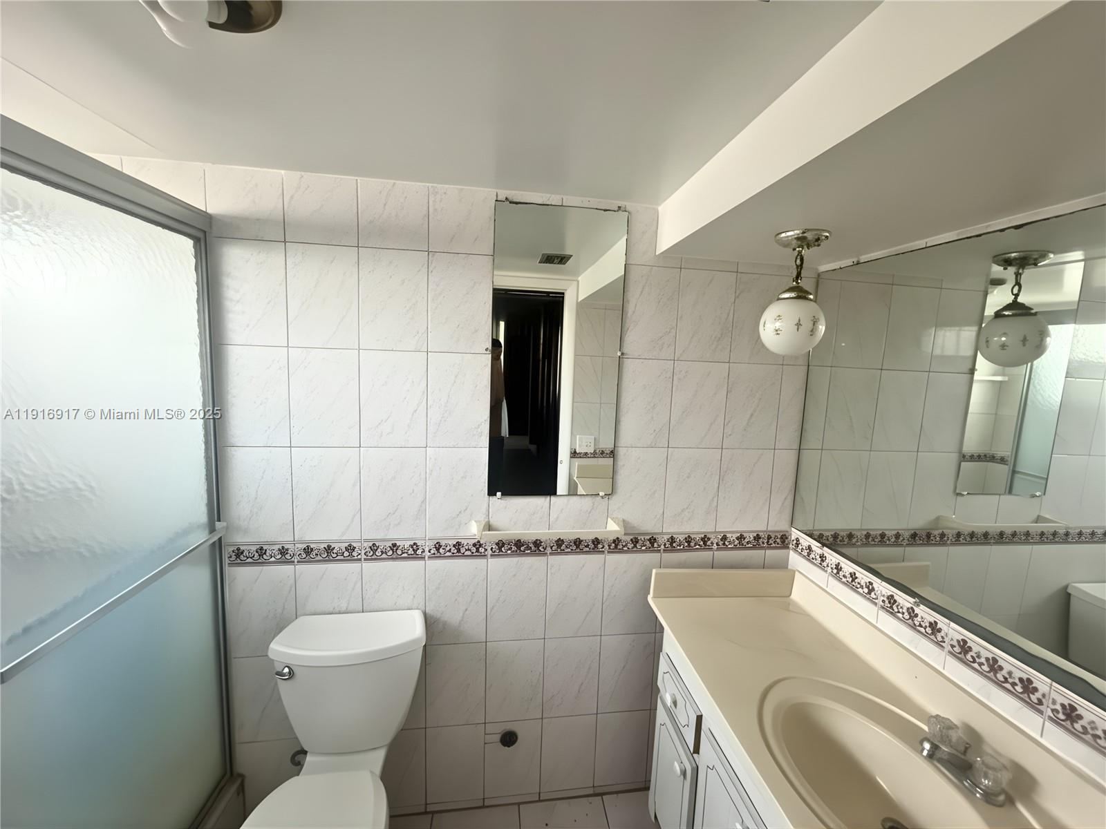 RUBY CONDO - Residential