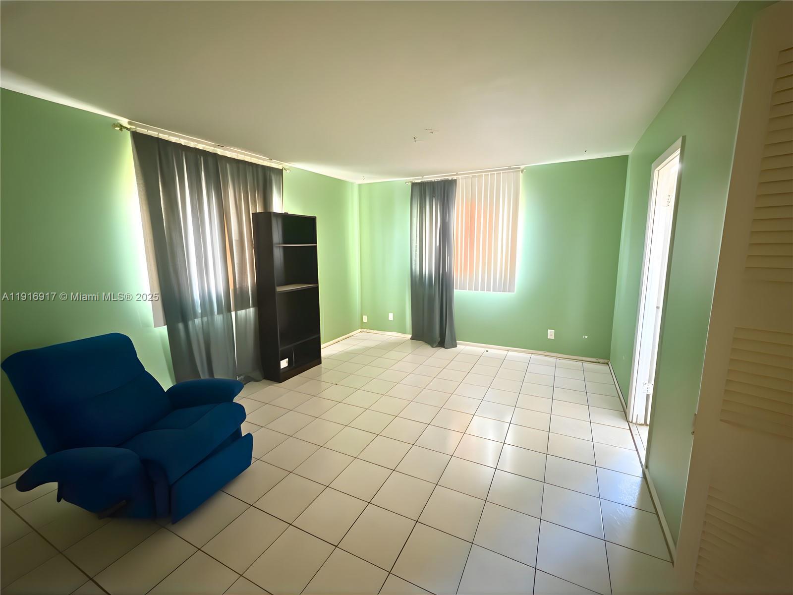 RUBY CONDO - Residential