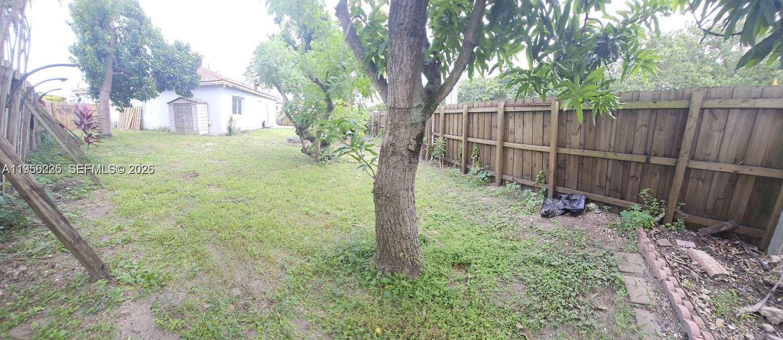 MONACO ESTATES AT KENDALL - Residential