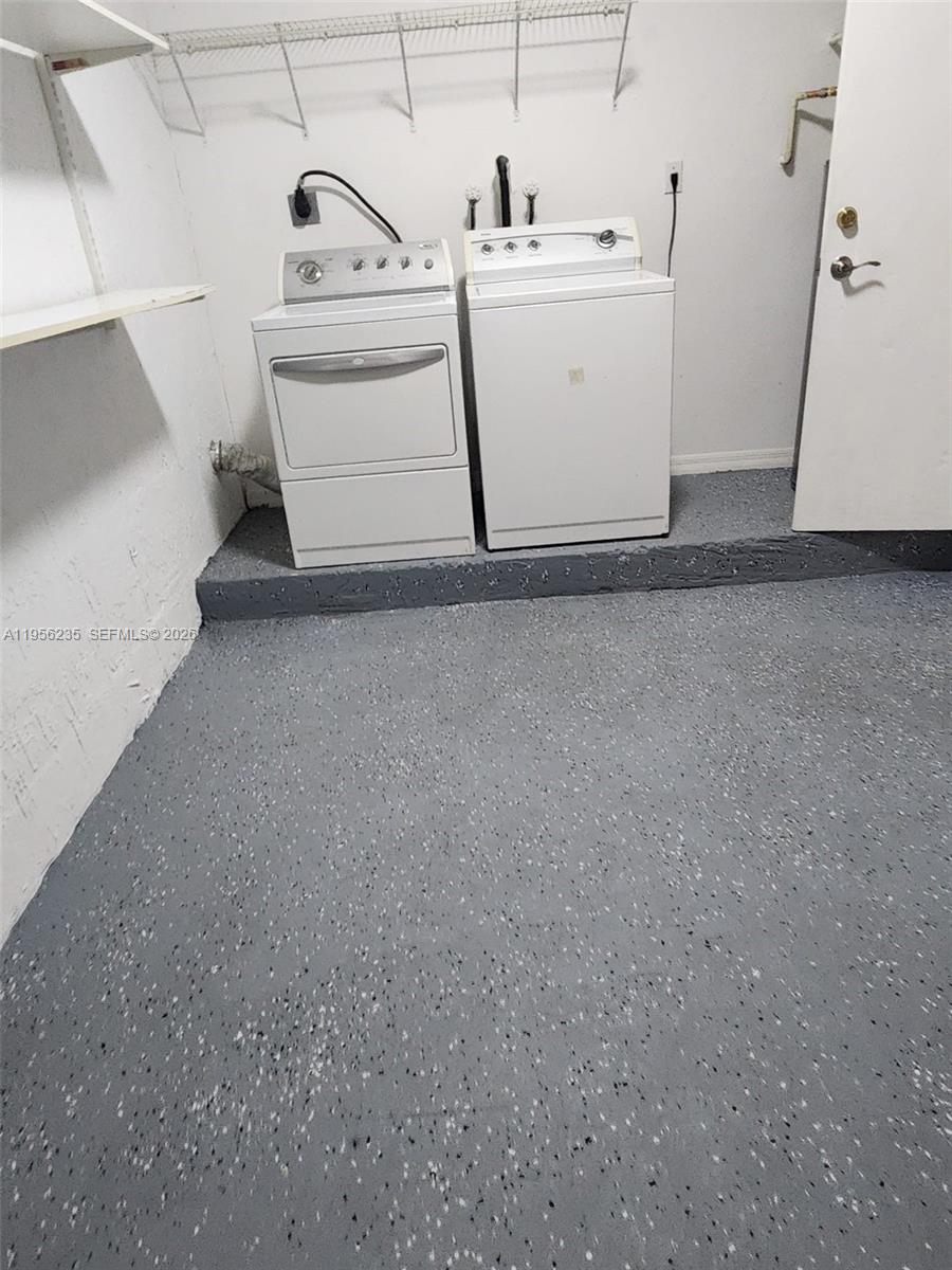 MONACO ESTATES AT KENDALL - Residential