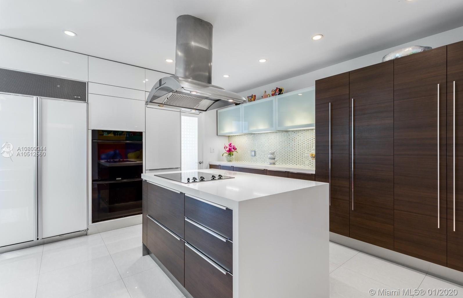 BAY HARBOR ISLAND - Residential