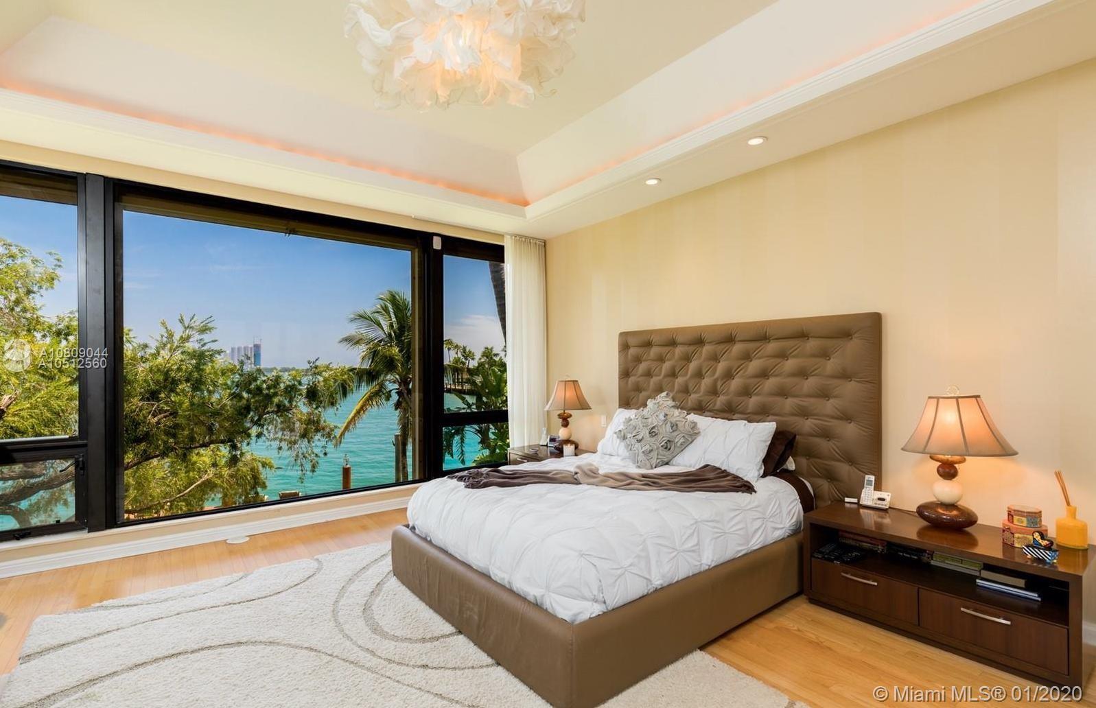 BAY HARBOR ISLAND - Residential