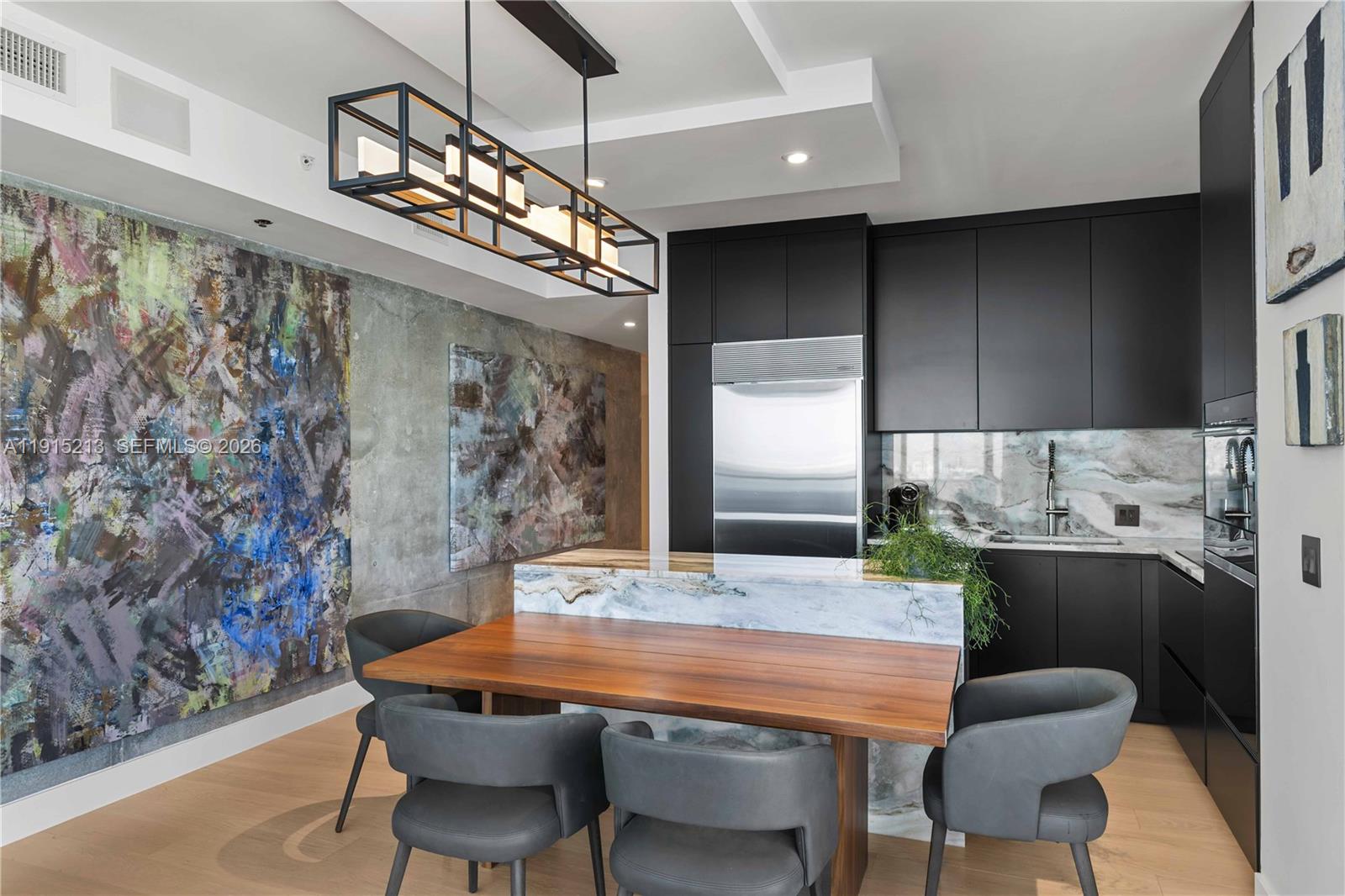 2020 N Bayshore Dr 2401