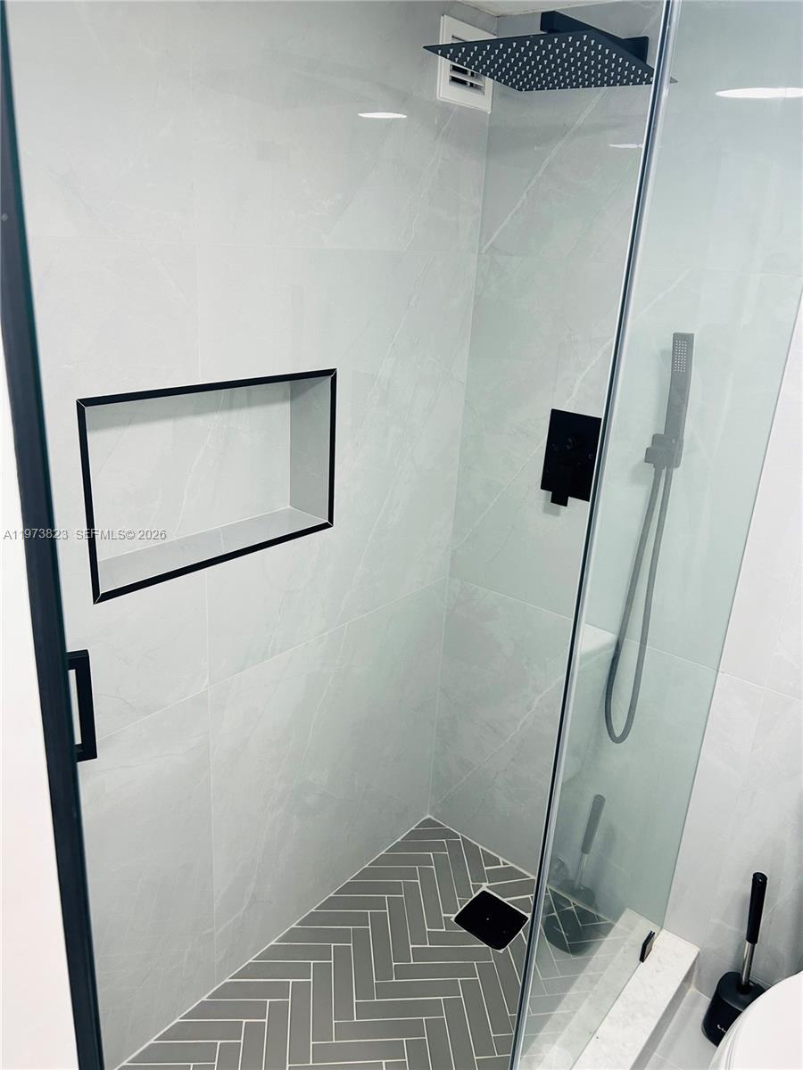 Plaza of the americas - Residential