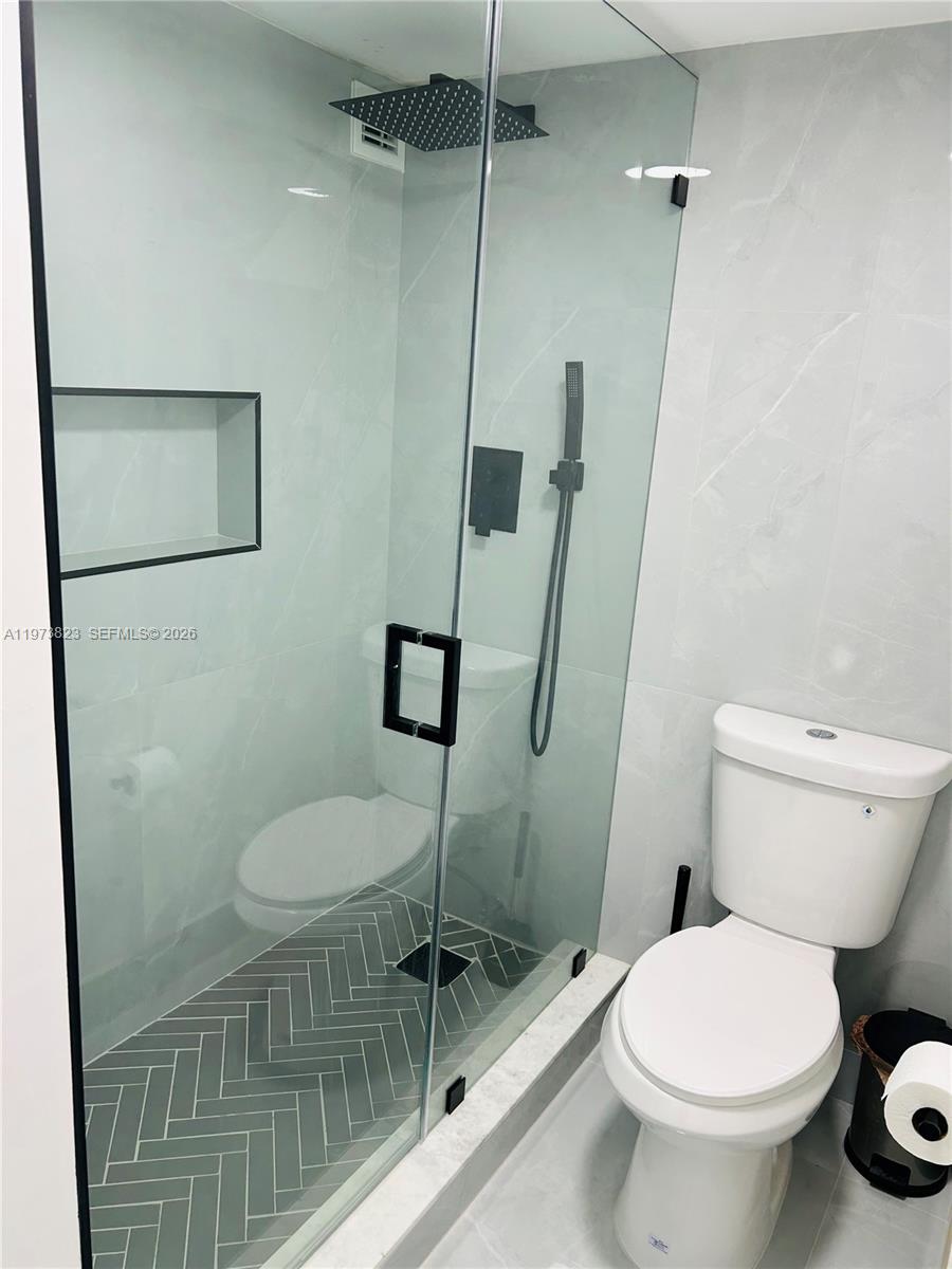 Plaza of the americas - Residential