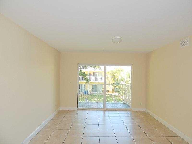 SUNDANCE AT PLANTATION CO - Residential Lease