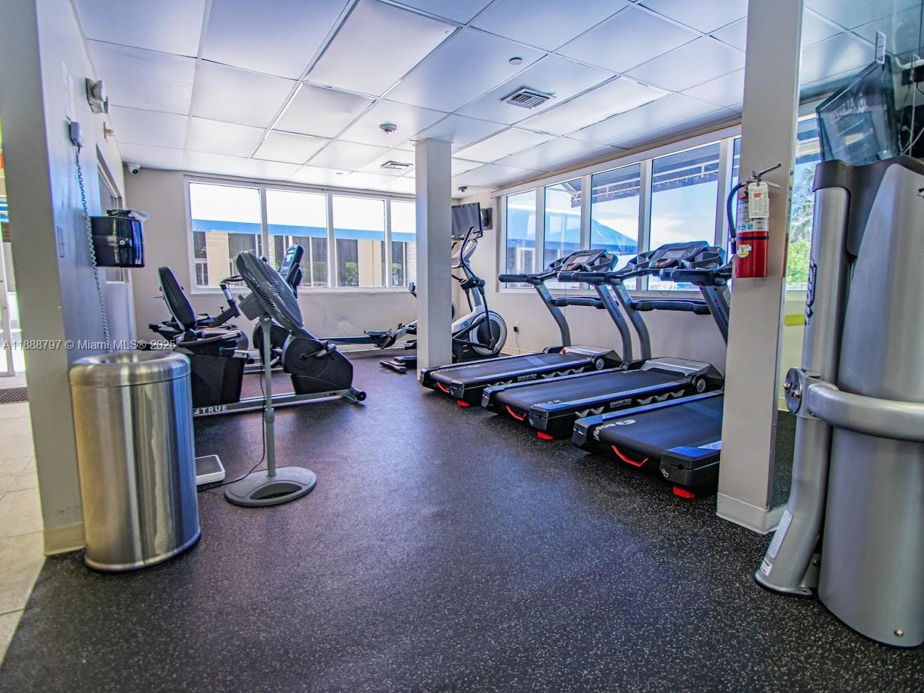 THE AVENTURA BEACH CLUB C - Residential Lease