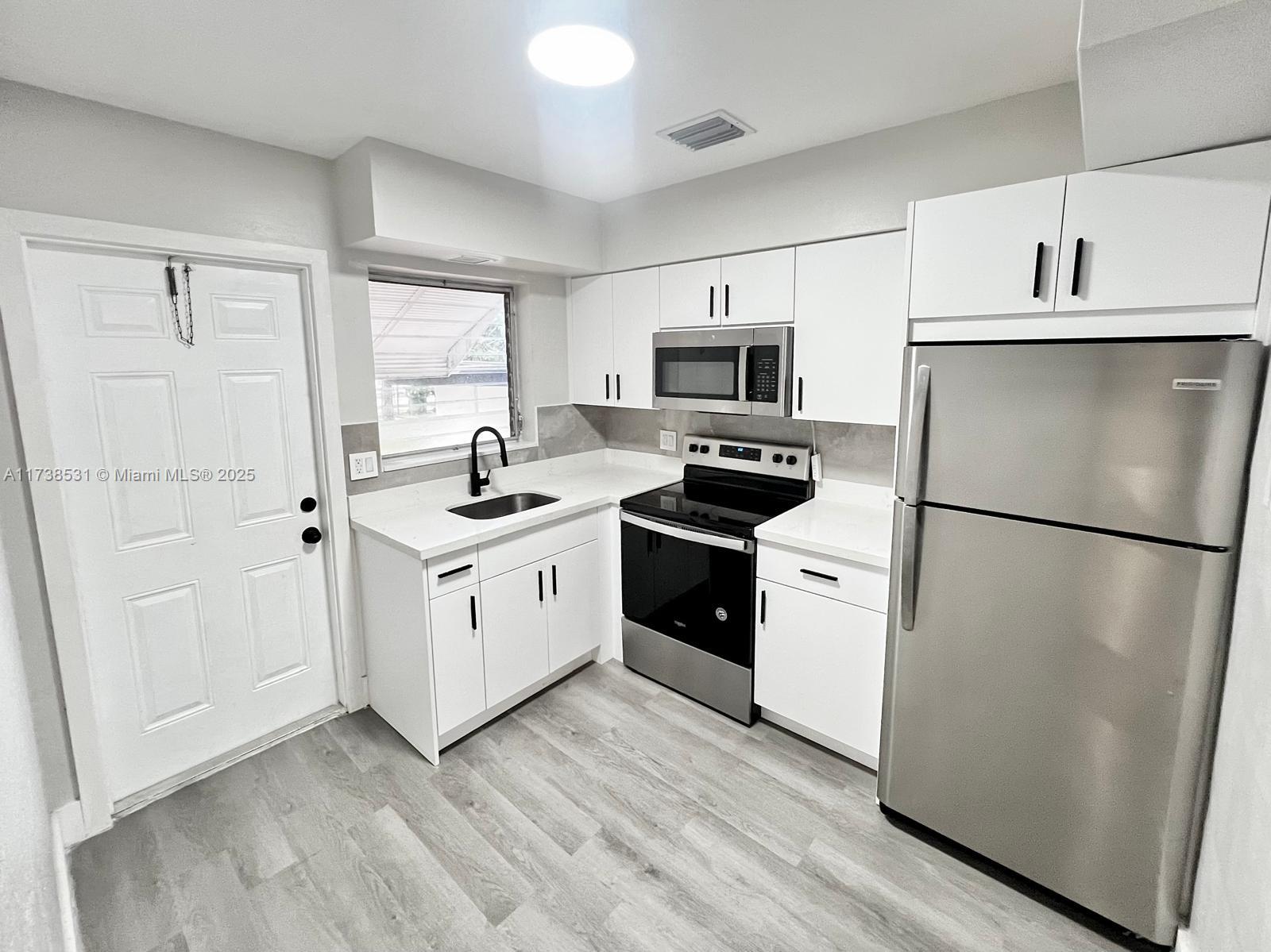 DANIA HEIGHTS EXT - Residential Lease