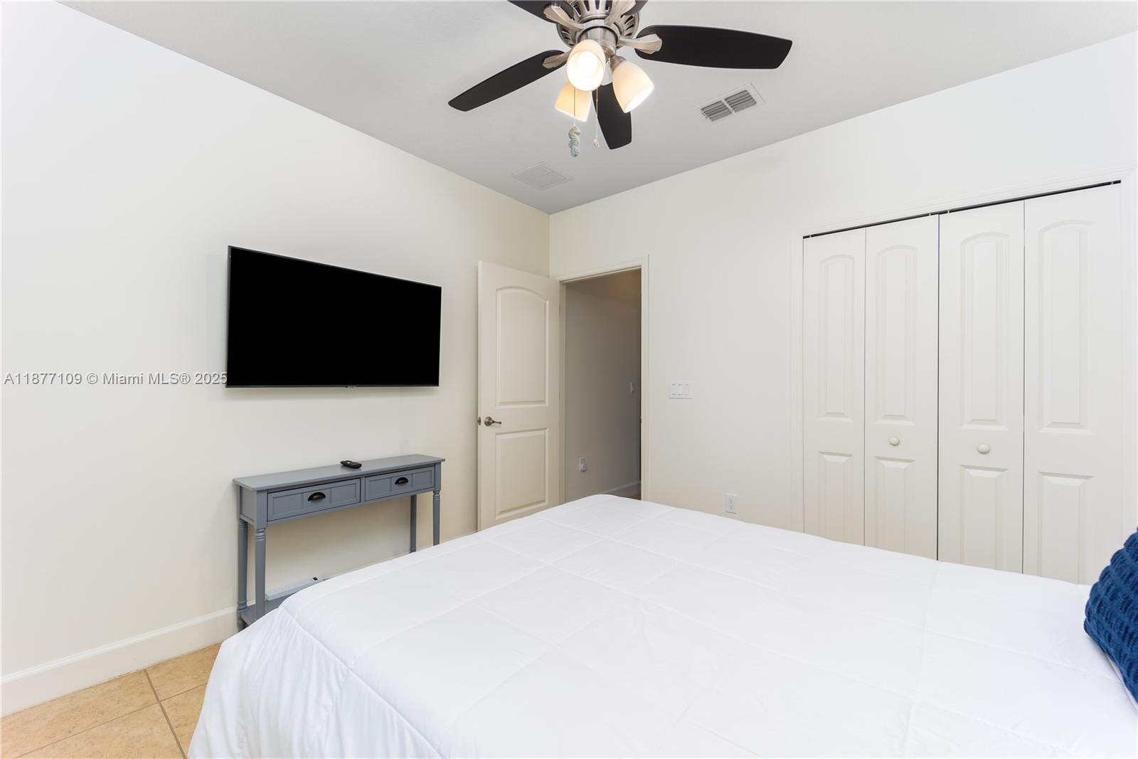 PORT ST LUCIE SECTION 7 - Residential Lease