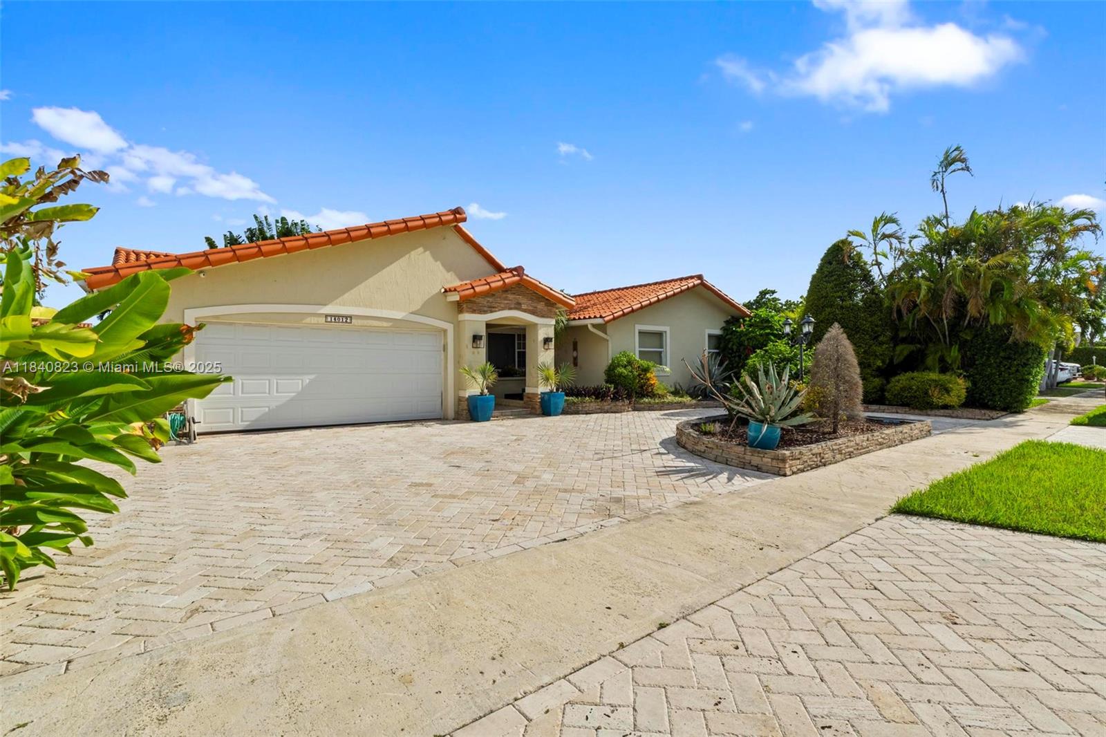 NO HOA. Spacious and comfortable house with 4 bedrooms and 4.5 bathrooms, with a double garage divided by an office with a split and the other space for a car. It is located in a very quiet and safe community in the highly desired city of Tamiami. Large driveway with space for 7-8 cars. It features all ceramic floors, stainless steel appliances in the kitchen, a master suite with a bathroom and jacuzzi to relax as you deserve. We have a large patio with a pool, jacuzzi, full bathroom, and covered terrace for family enjoyment with all the comforts you are looking for. It has a privileged location a few blocks from Bird Rd and very close to the Tpke, shopping centers, markets, pharmacies, restaurants, FIU, and Florida Kendall Hospital. Don’t miss the opportunity to make this your dream home!
