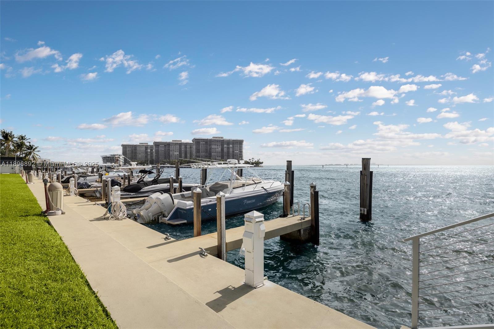 L HERMITAGE - Residential