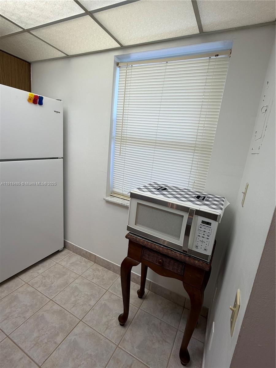 LIME BAY CONDOMINIUM 6 - Residential