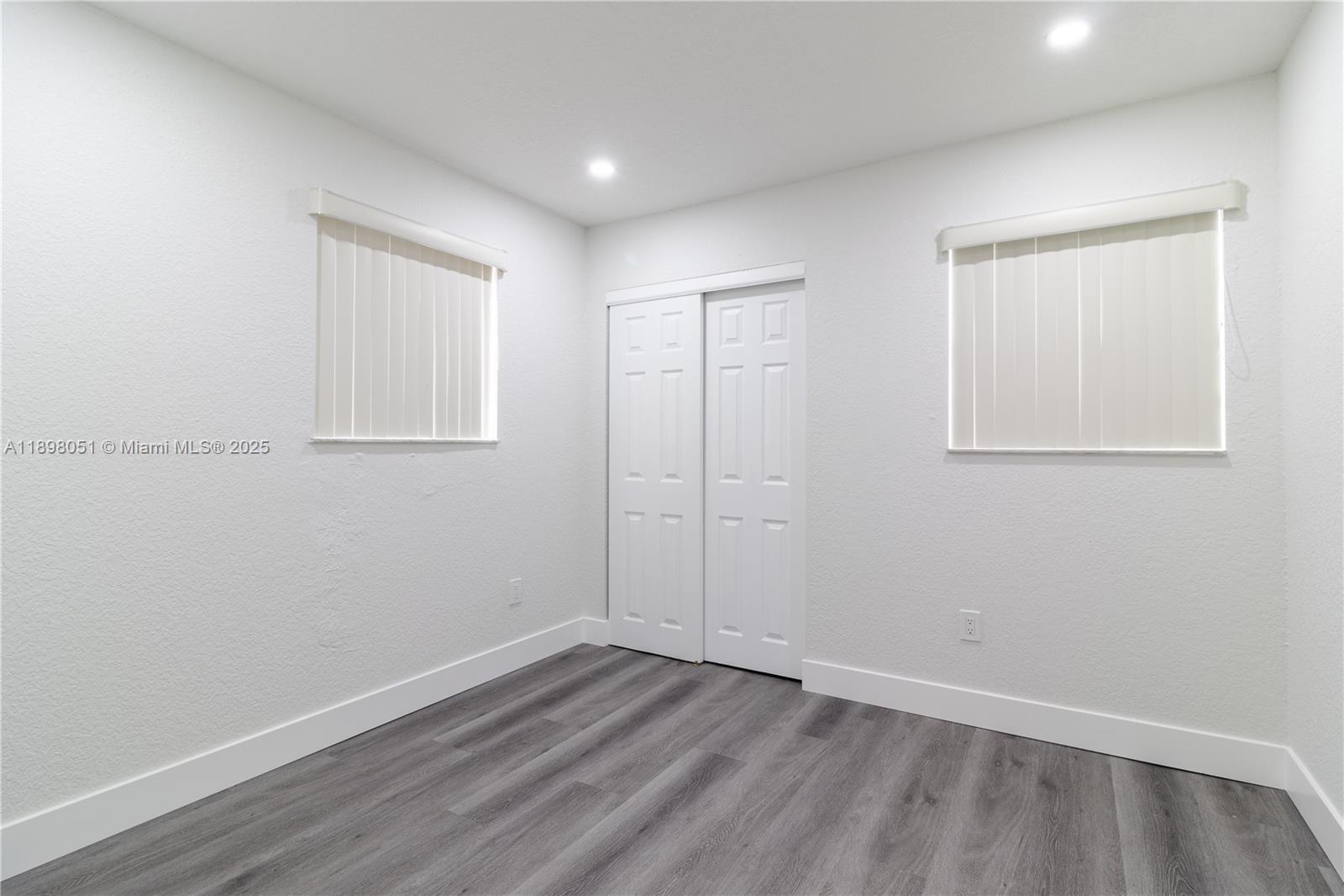 LAGUNA GARDENS CONDO - Residential