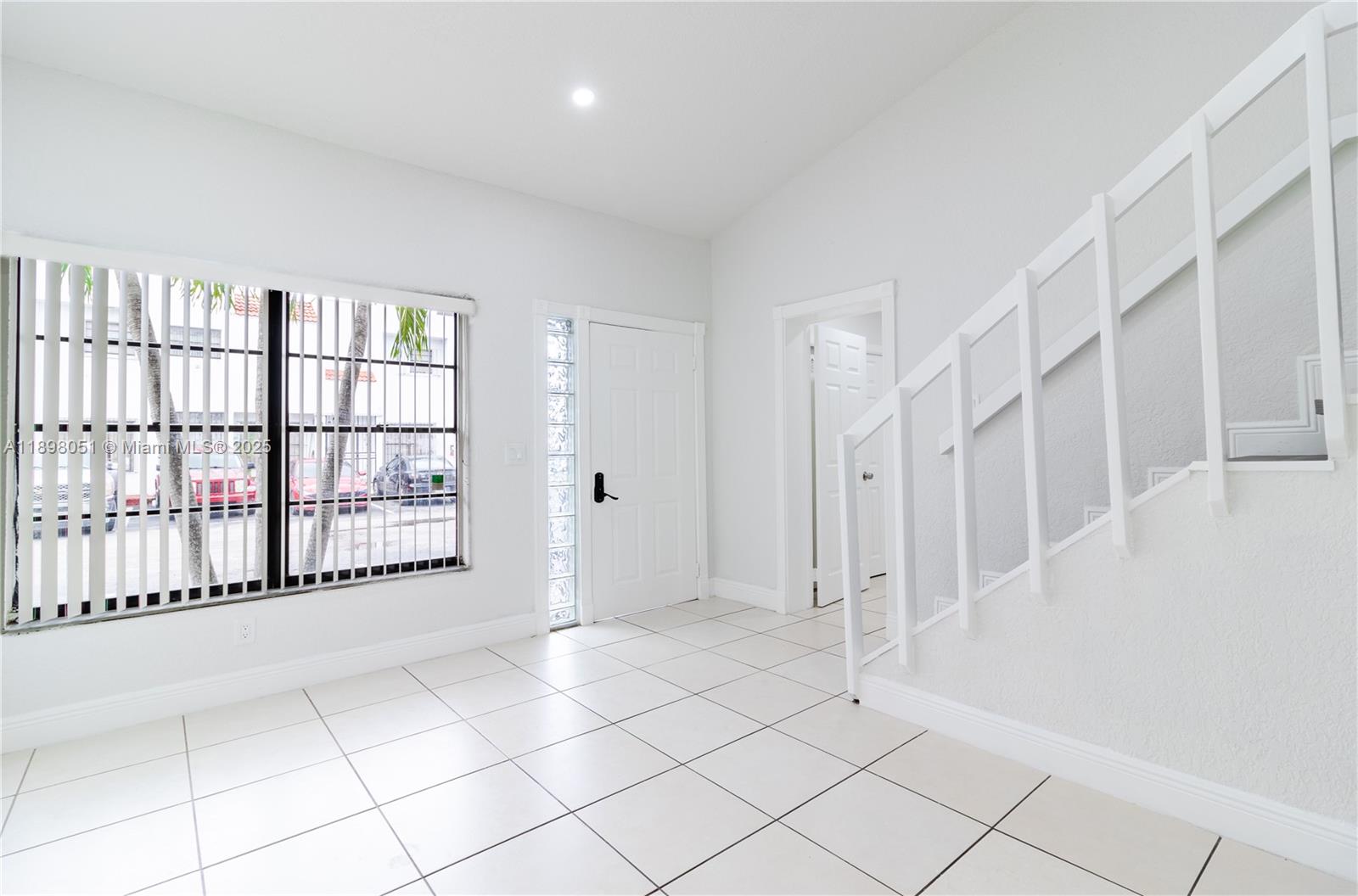 LAGUNA GARDENS CONDO - Residential