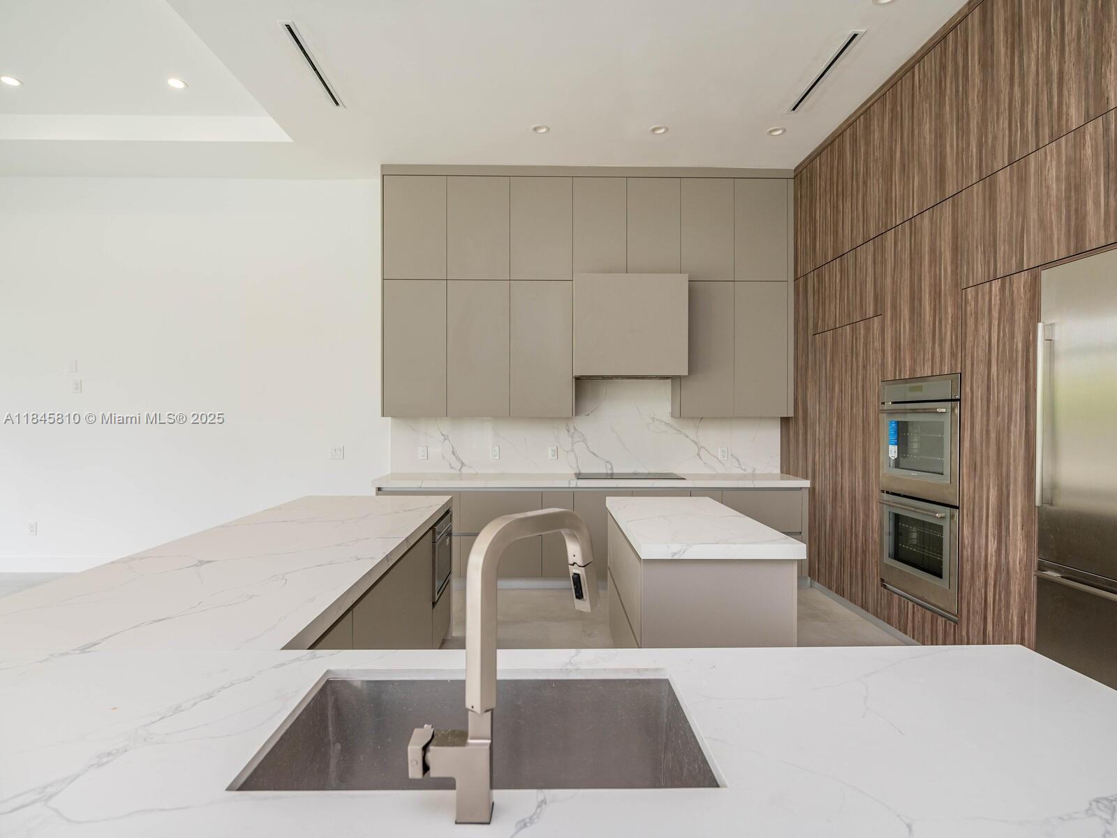 J G HEADS FARMS UNIT A - Residential