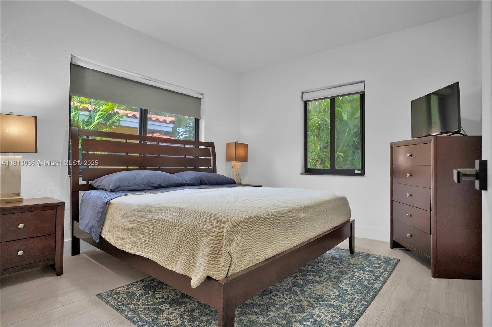 TAMIAMI PLACE PLAN NO 3 - Residential