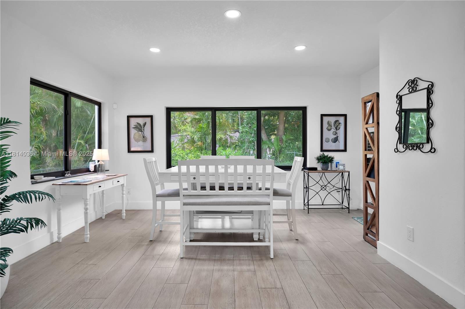 TAMIAMI PLACE PLAN NO 3 - Residential