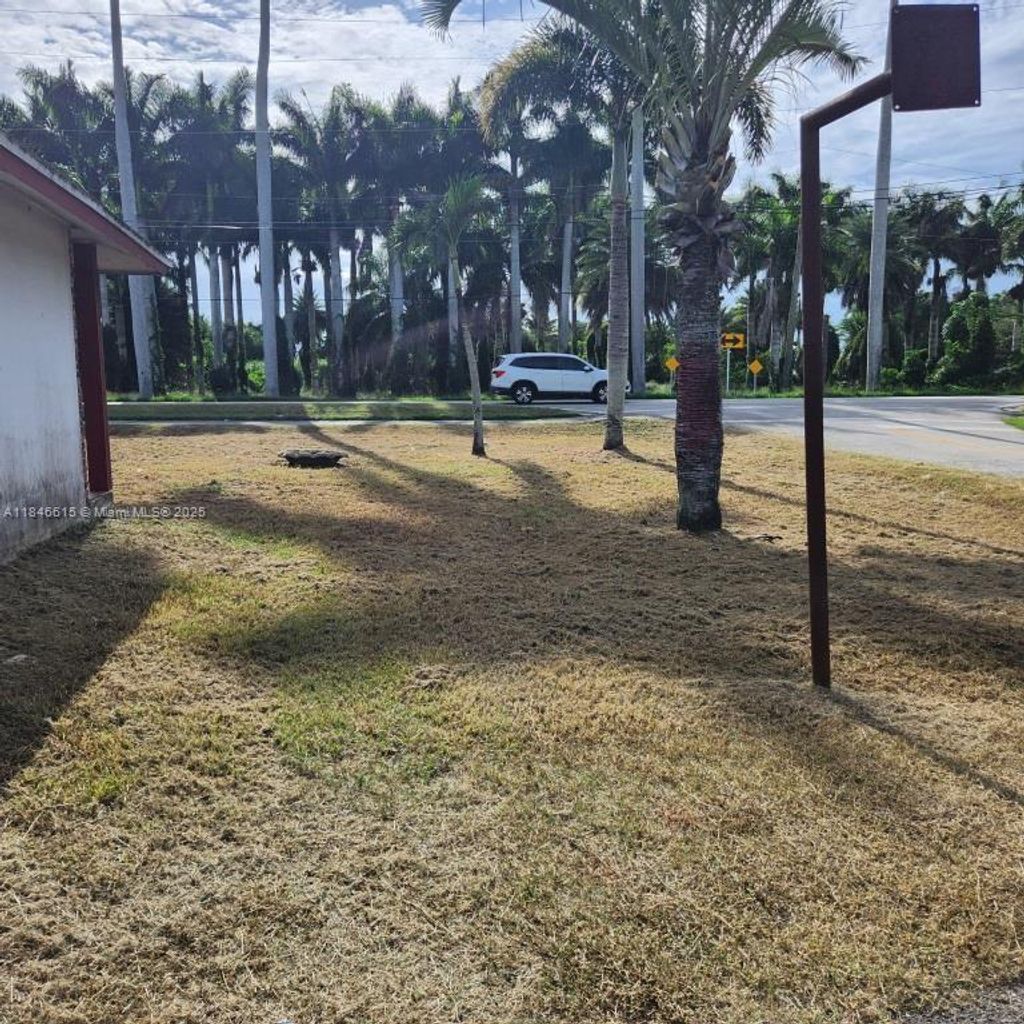 Photo of 3250 Bacom Point Rd, Pahokee, FL 33476 (MLS # A11846615)