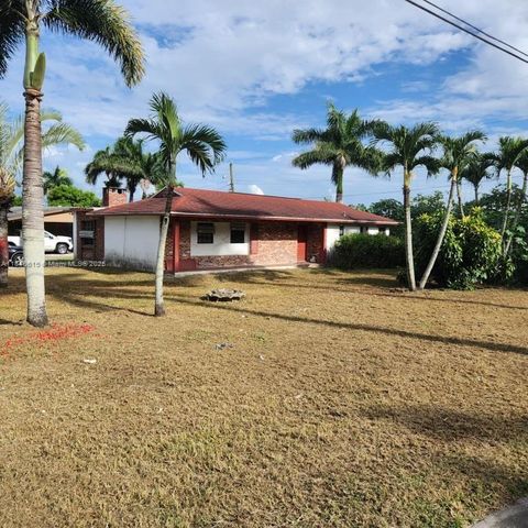 3250 Bacom Point Rd Pahokee FL 33476