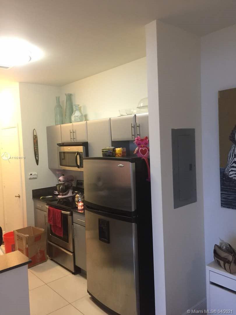 TERRAZAS RIVERPARK VILLAG - Residential Lease