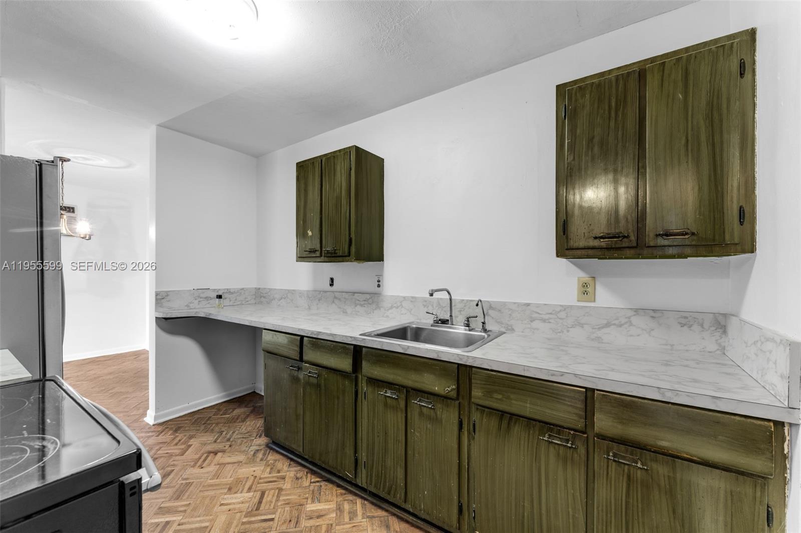 WESTWOOD LAKE 8TH ADDN - Residential