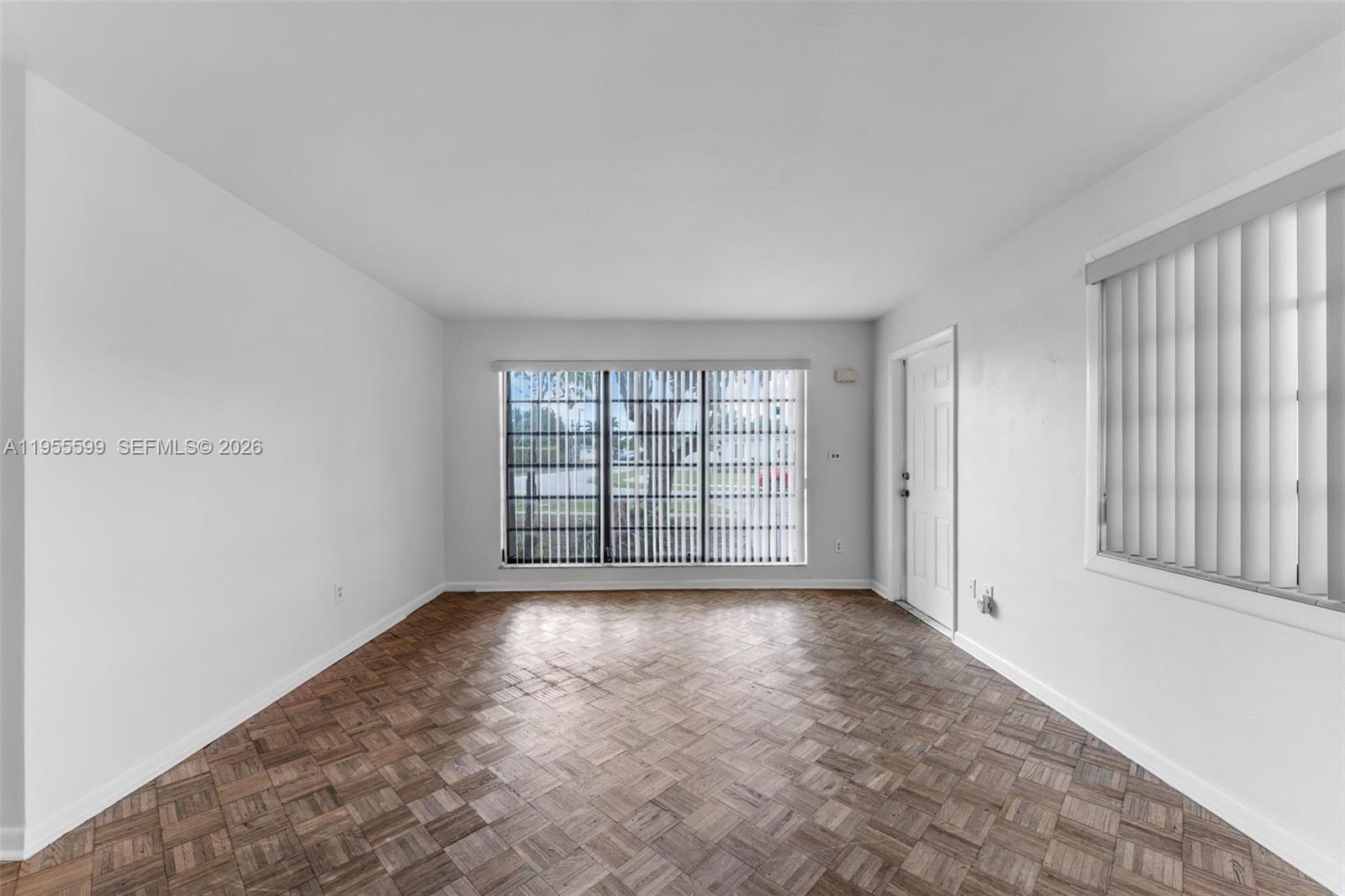 WESTWOOD LAKE 8TH ADDN - Residential