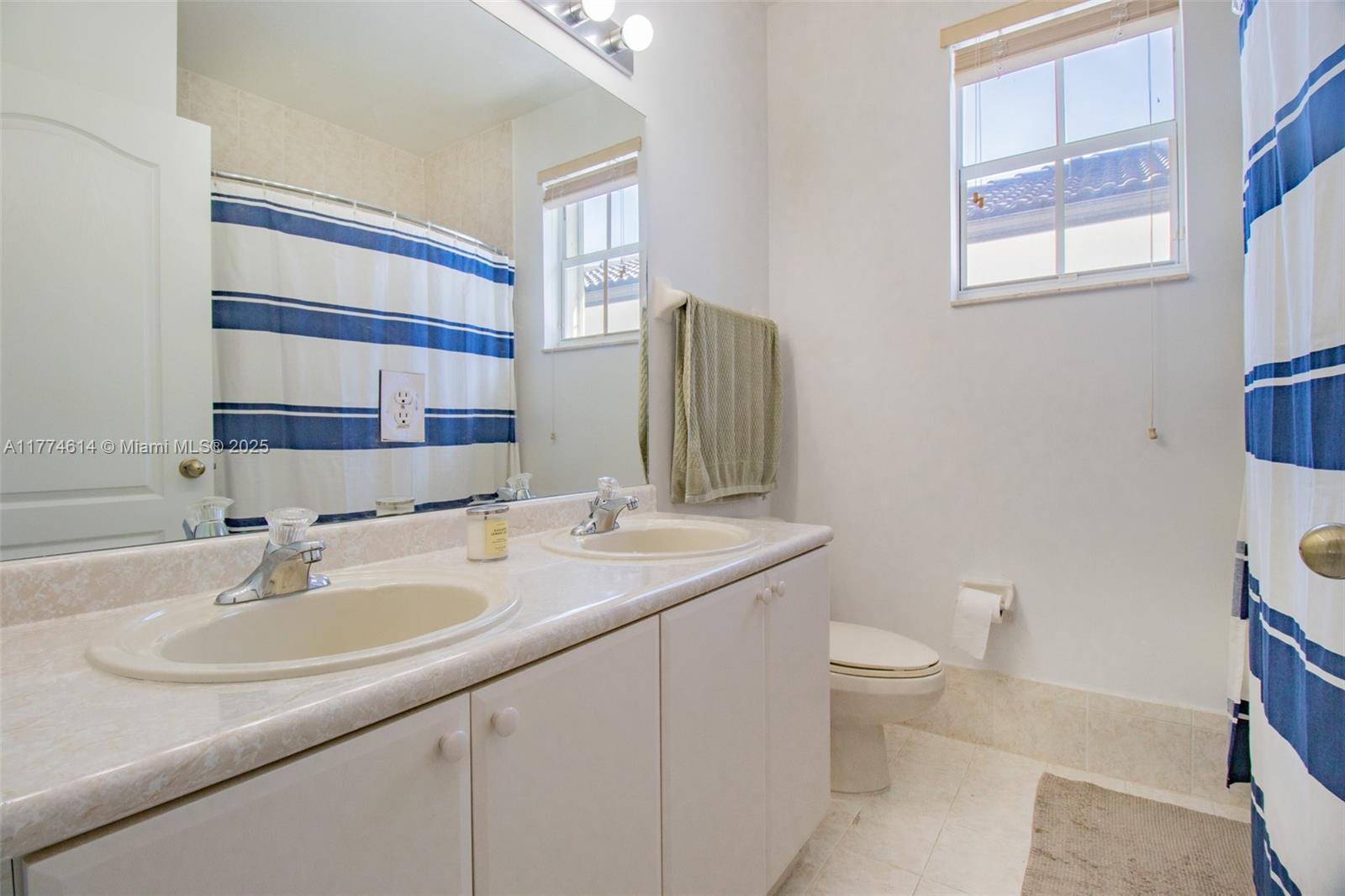 GRAND LAKES PHASE II - Residential